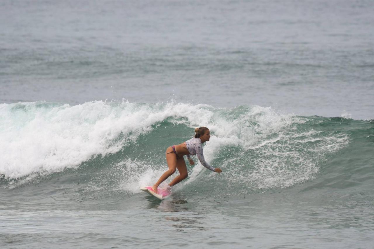 Balsa Surf Camp By Rotamundos Otel Montañita Dış mekan fotoğraf